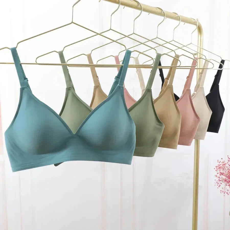 Seamless Wireless Latex Bralette